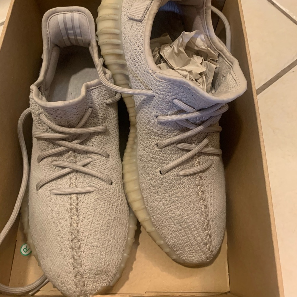 Yeezy Boost Size 10